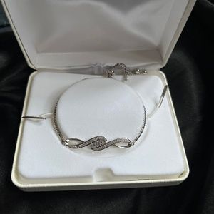 925 Sterling Silver Infinity Bracelet